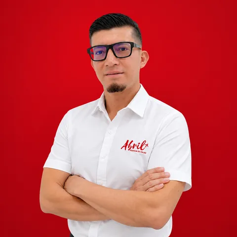 Integrante del equipo de Abril: Edwin